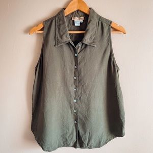 AJ Christopher Olive Green Washable Silk Sleeveless Button Down Top